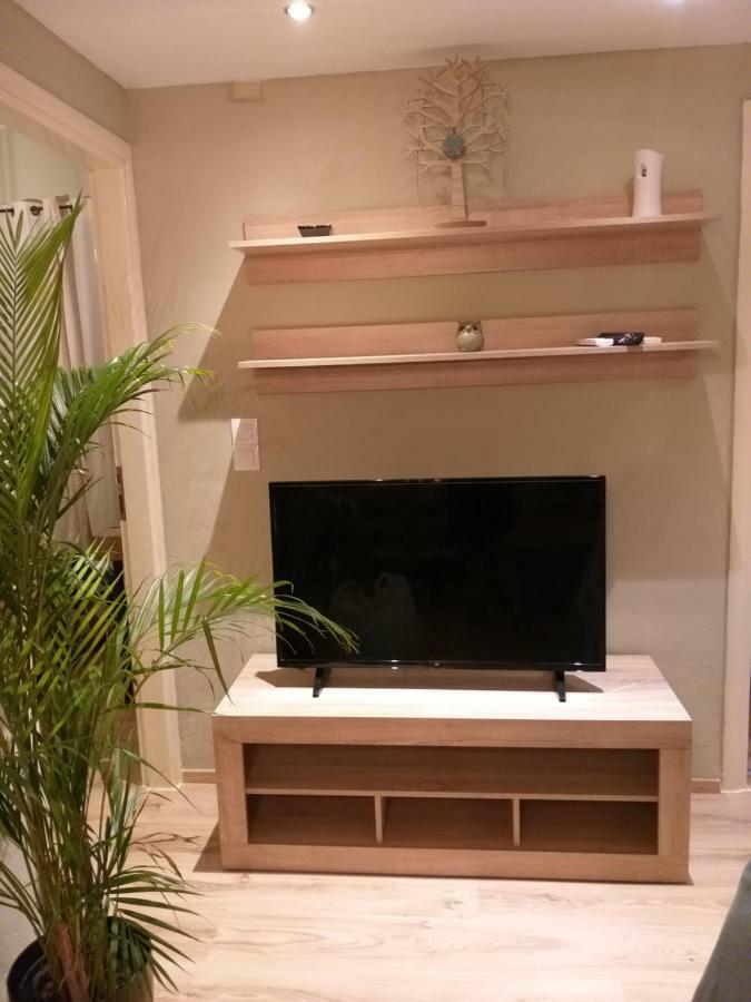 Natural Green Apartment Damnoni Luaran gambar